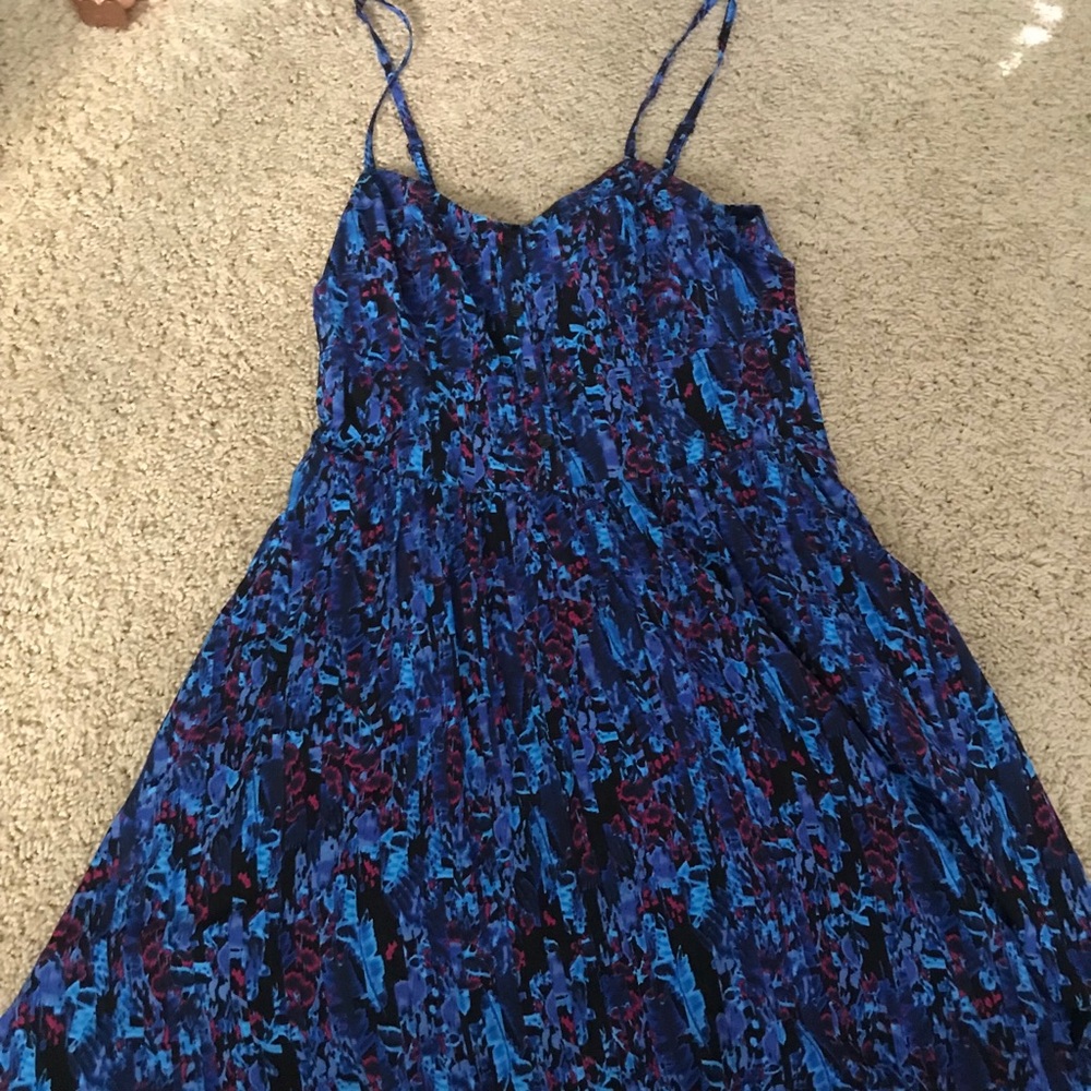 NY & Co Flowy swing dress